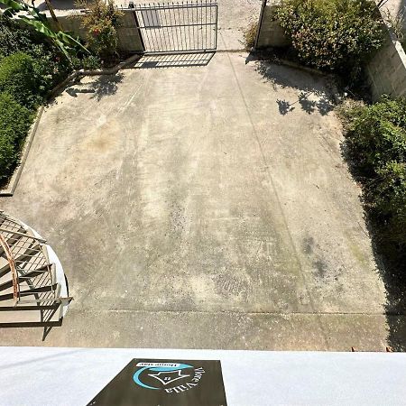 Vlora Villa With Private Parking Экстерьер фото