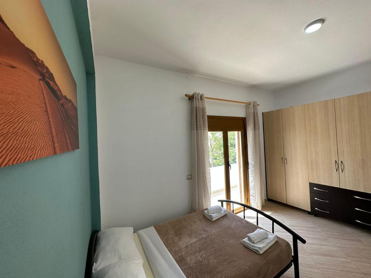 Vlora Villa With Private Parking Экстерьер фото
