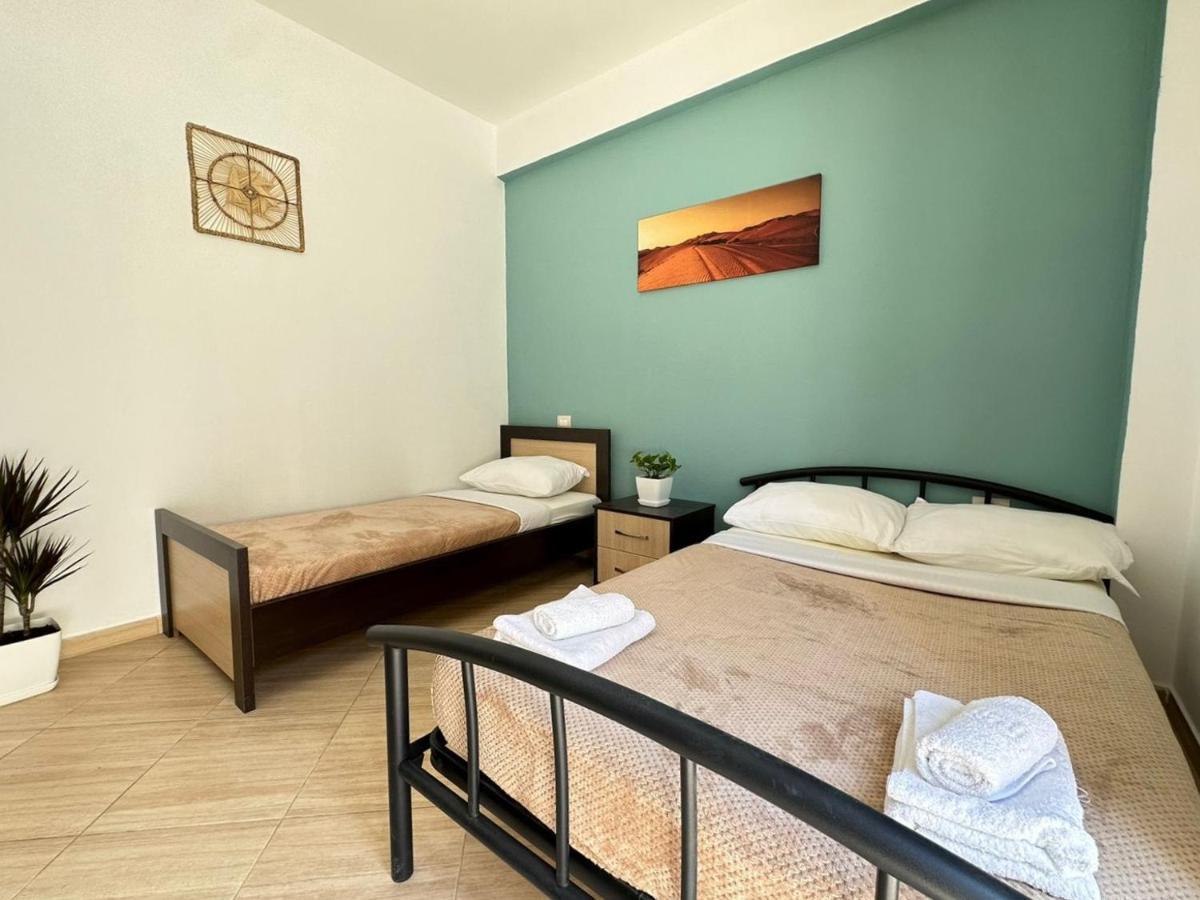 Vlora Villa With Private Parking Экстерьер фото