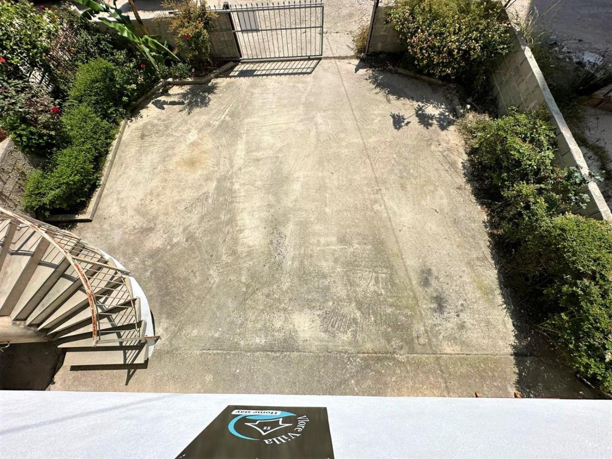 Vlora Villa With Private Parking Экстерьер фото